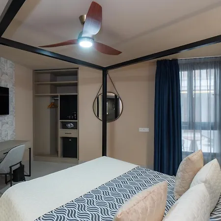 Hotel Perla Del Sur Torremolinos