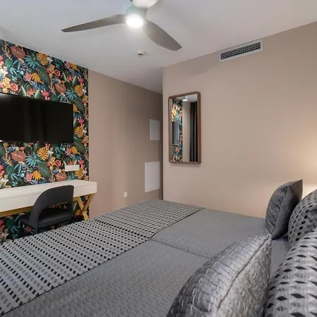 מלון Perla Del Sur