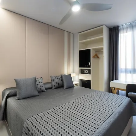 Hotel Perla Del Sur Torremolinos