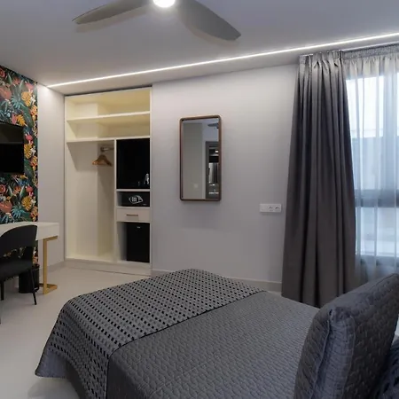 Hotel Perla Del Sur 2*