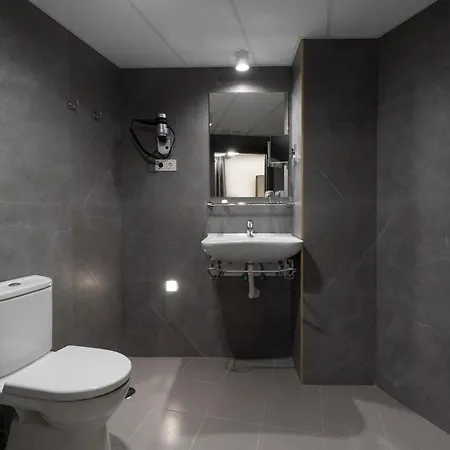 Perla Del Sur מלון 2*