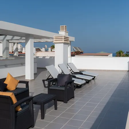 Perla Del Sur מלון 2*